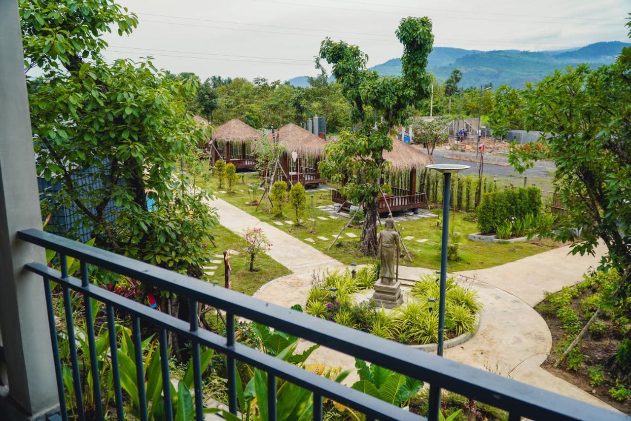 Kampot Tropical Village 외부 사진